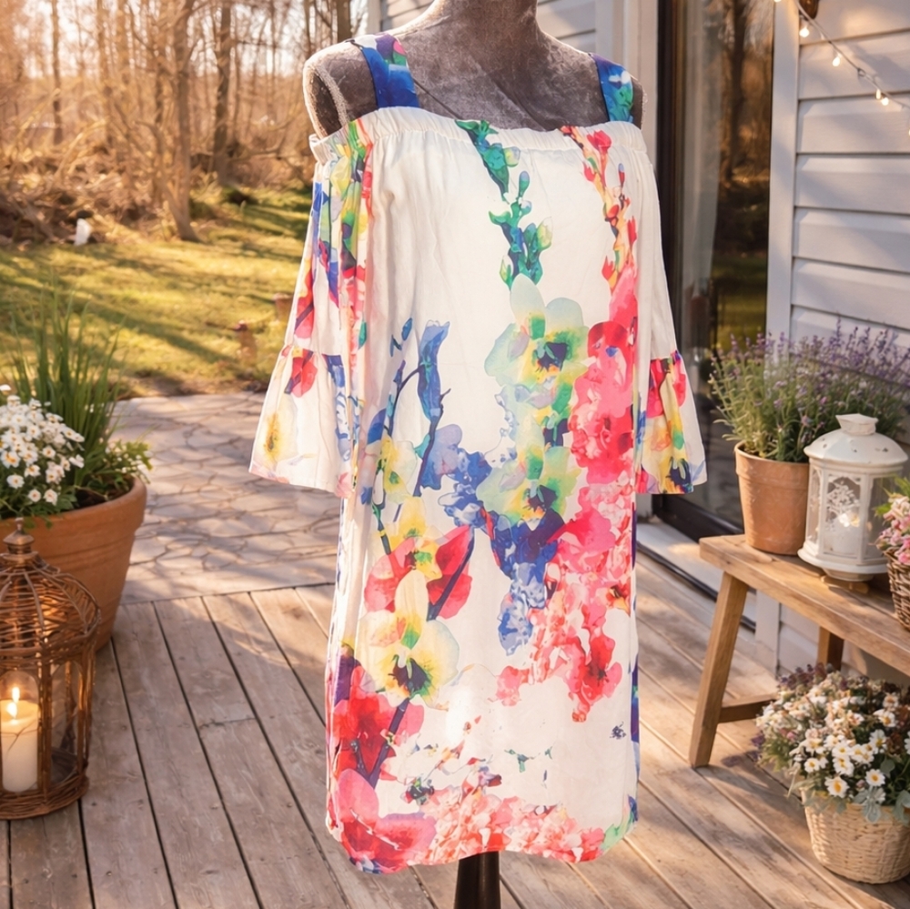 NWT ZOE($130 reg)💐PRETTY Floral Sundress in White with Multicolor Print Sz S